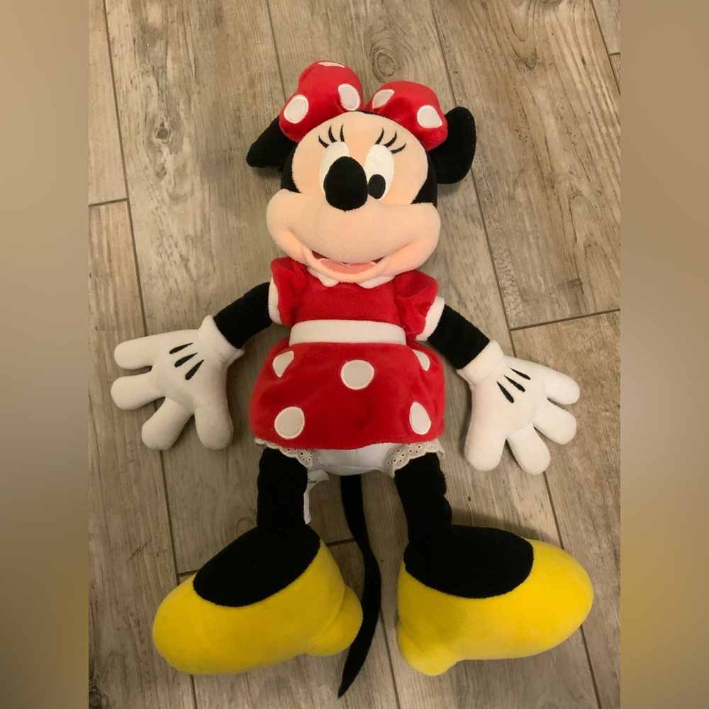Minnie‎ Mouse Disney Parks Exclusive 13" Tall Stuffed Animal Plush Doll